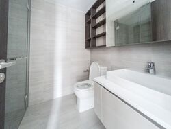Lake Grande (D22), Condominium #407537971